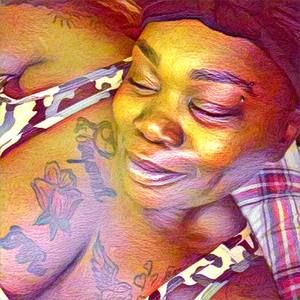 Meet your Posher, Mona